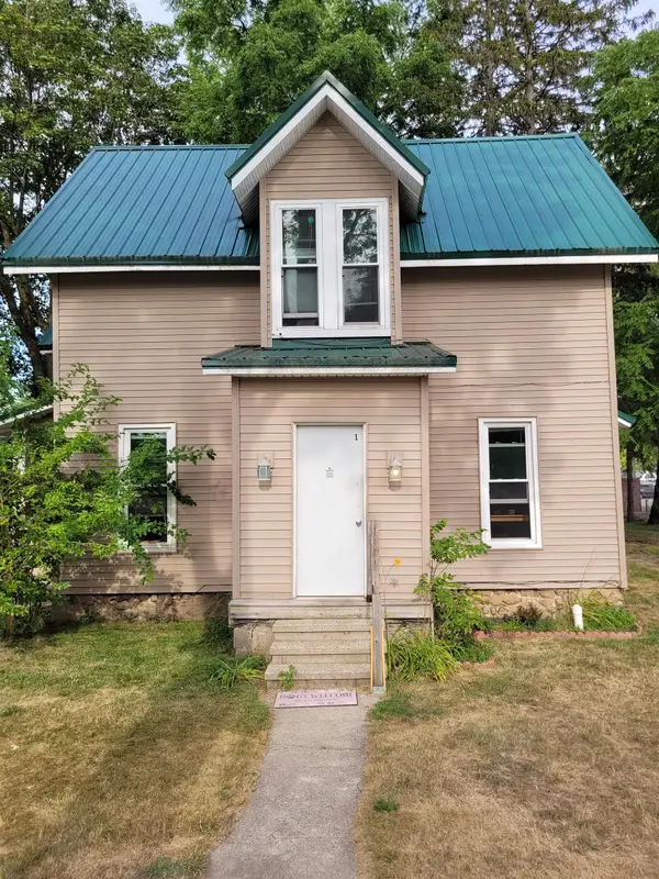 426 N State, Alma, MI 48801