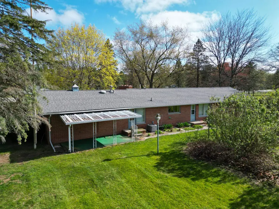 8670 E Pickard RD, Chippewa, MI 48858 - Image #3
