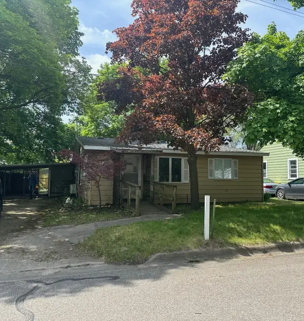 1007 Park, MtPleasant, MI 48858