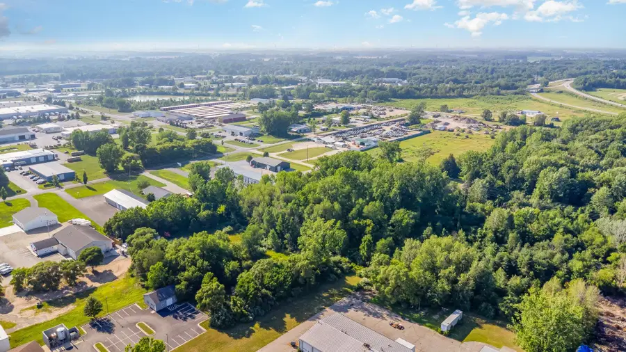 4639 Corporate, Union, MI 48858 - Image #3