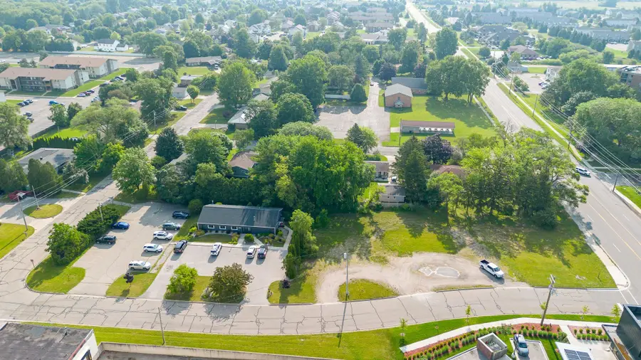 915 E Broomfield, Mount Pleasant, MI 48858 - Image #3