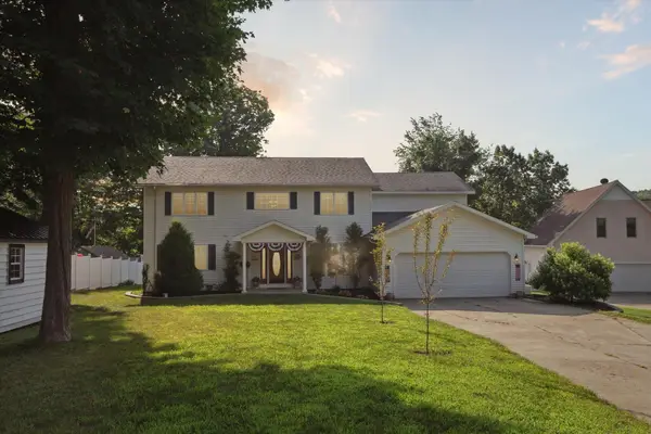 10245 Lakeside DR, Perrinton, MI 48871