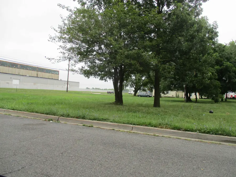 1528 E Superior ST, Alma, MI 48801 - Image #3