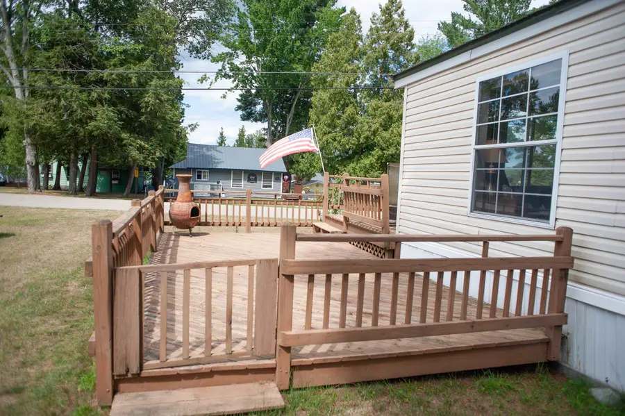 10711 S Shore DR, Lake, MI 48632 - Image #3