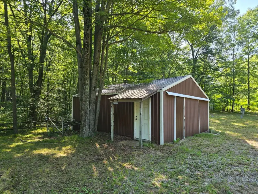 7737 Wilderness, Weidman, MI 48893 - Image #2