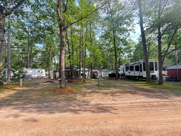 5916 Cedar Shores, Harrison, MI 48625