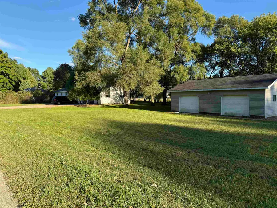 3927 W Tyler RD, Alma, MI 48801 - Image #3