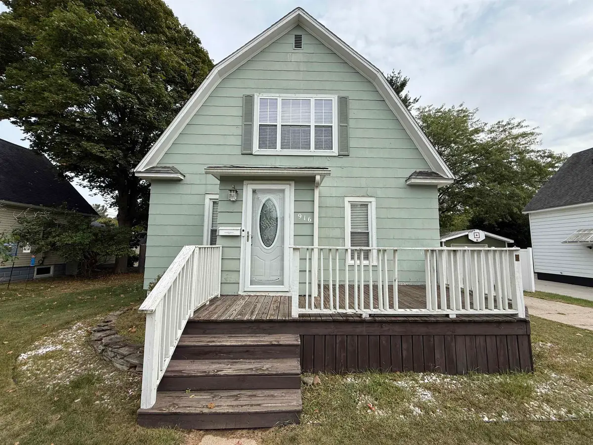 916 N River, Alma, MI 48801 - Image #1