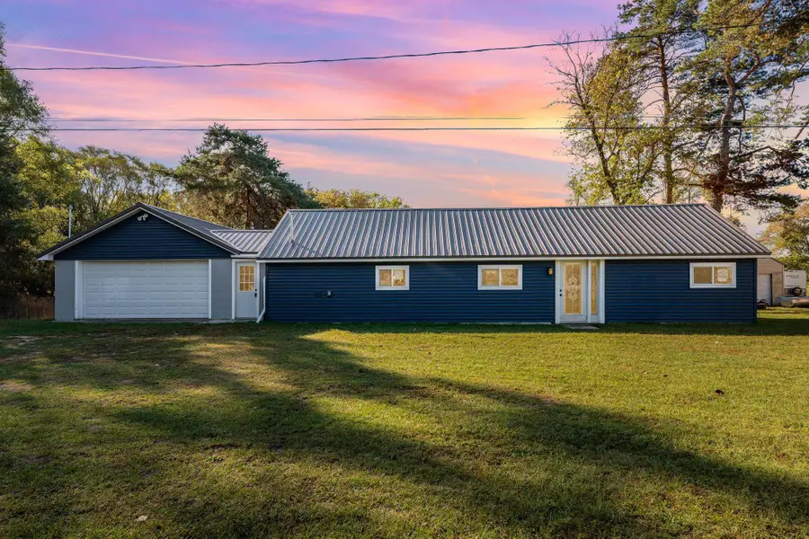 7256 E Howard City Edmore RD, Vestaburg, MI 48891 - Image #2