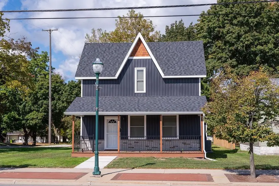 216 W Fifth, Clare, MI 48617 - Image #3