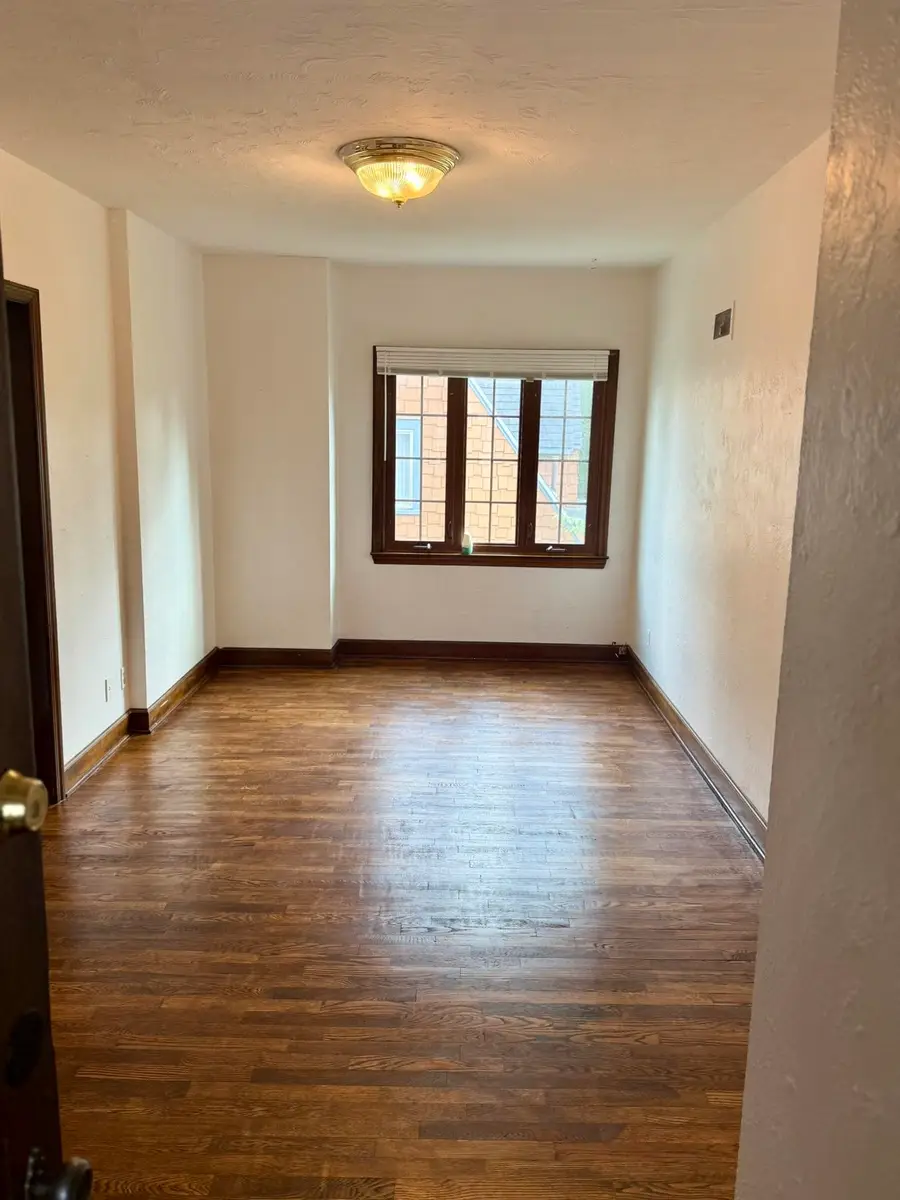 706 S Arnold ST, Mount Pleasant, MI 48858 - Image #2