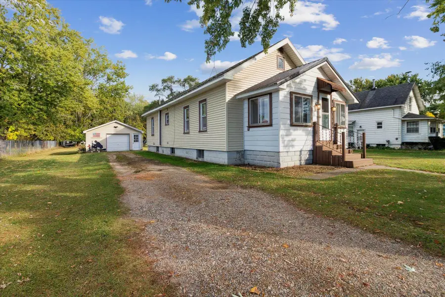 804 Hannah, Alma, MI 48801 - Image #2