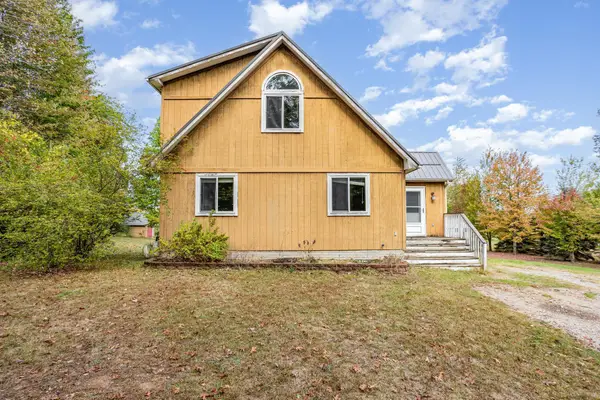 1119 El Camino Grande, LakeIsabella, MI 48893