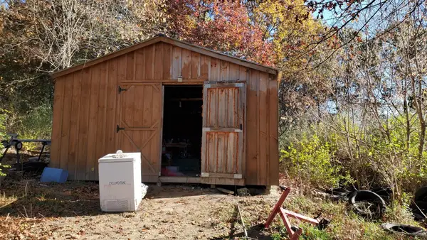 7724 W Millbrook, Blanchard, MI 49310