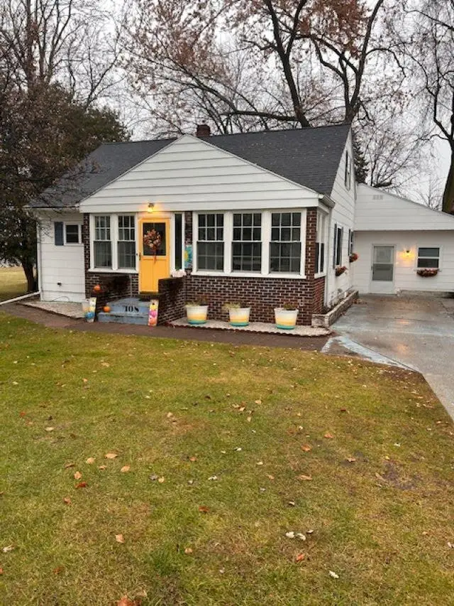 108 Davis, Pine River, MI 48880 - Image #1