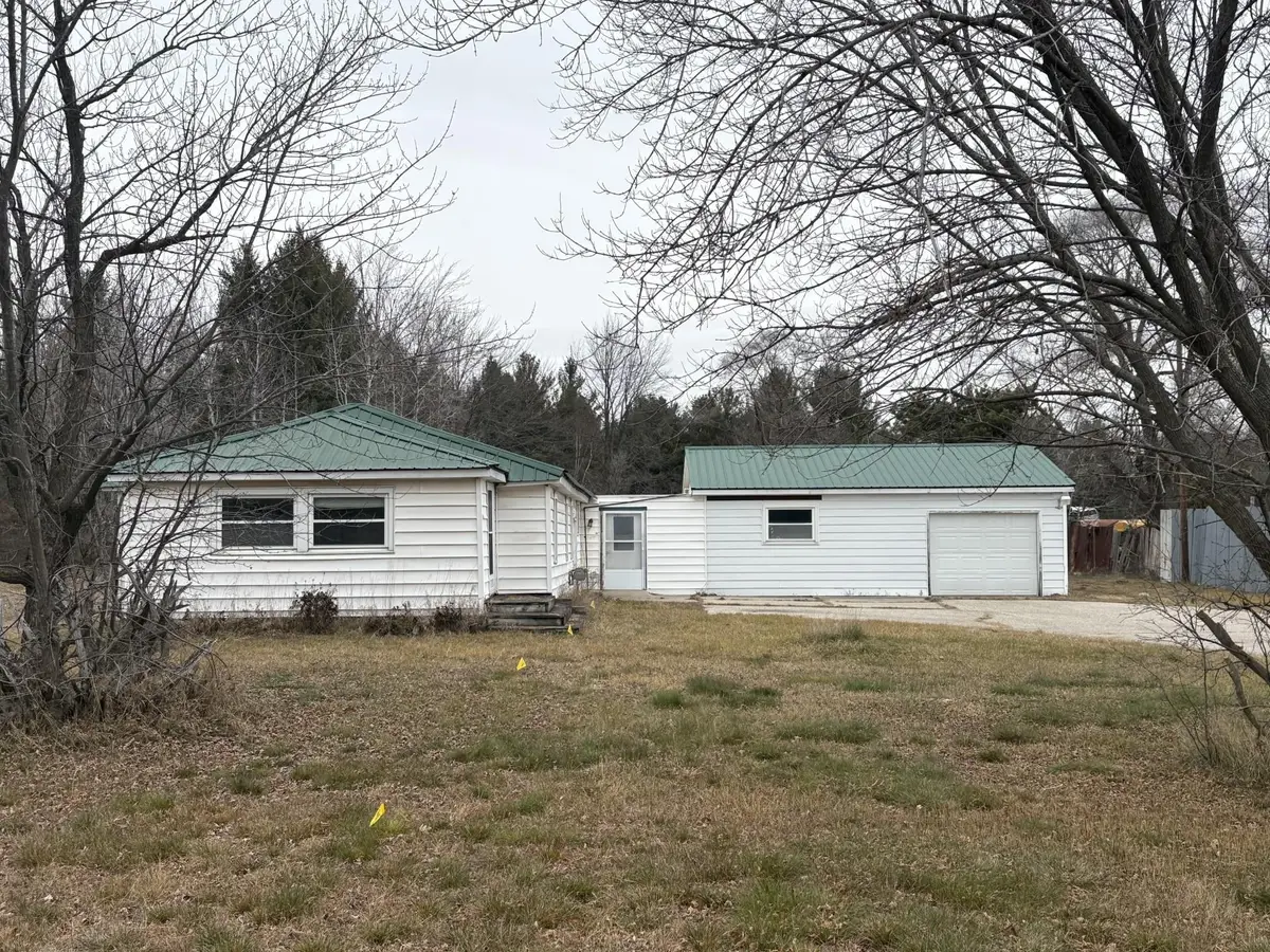 7315 E Pickard ST, Chippewa, MI 48858 - Image #1