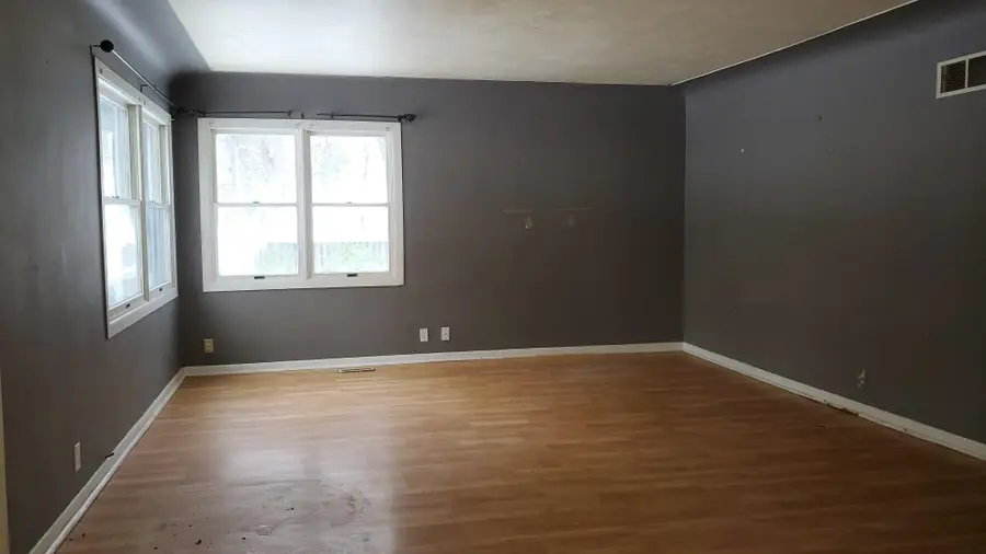 121 Cypress DR, Prudenville, MI 48651 - Image #2