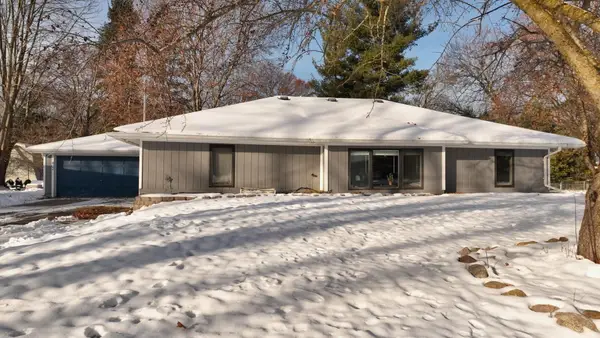 402 Smalley DR, MtPleasant, MI 48858