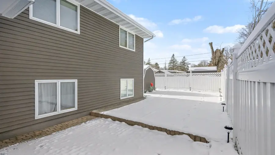 421 E Hillcrest, Alma, MI 48801 - Image #2