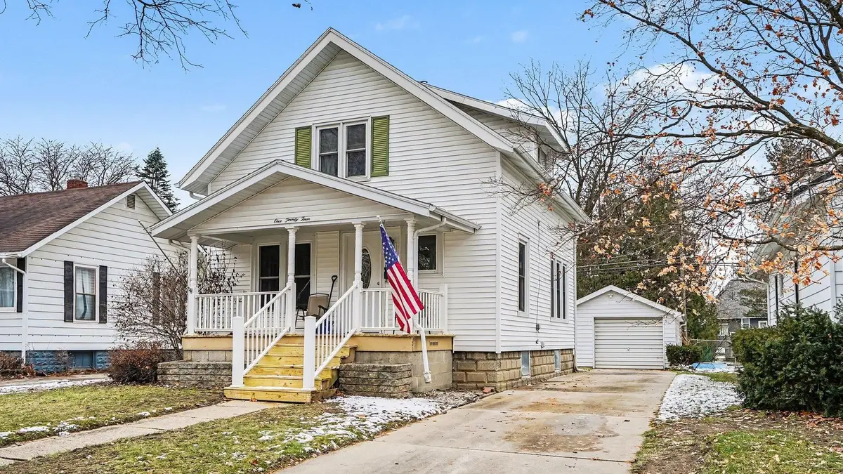 124 S State ST, Alma, MI 48801 - Image #1