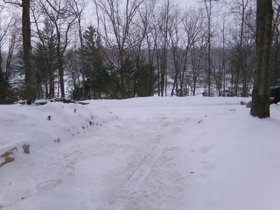 992 Lake ST, Harrison, MI 48625 - Image #3