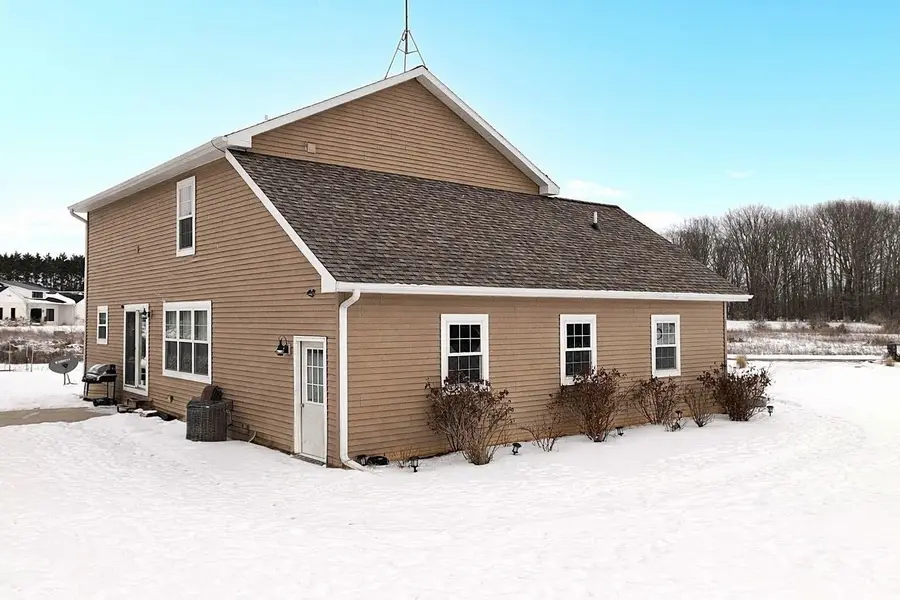 2578 White, Saginaw, MI 48858 - Image #2