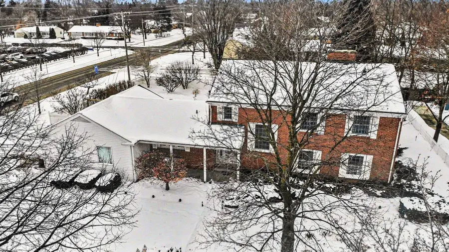 1054 E Maple, Mount Pleasant, MI 48858 - #2