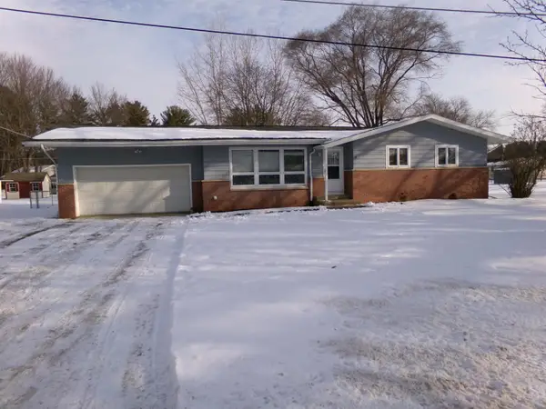 1006 Cheesman, StLouis, MI 48880