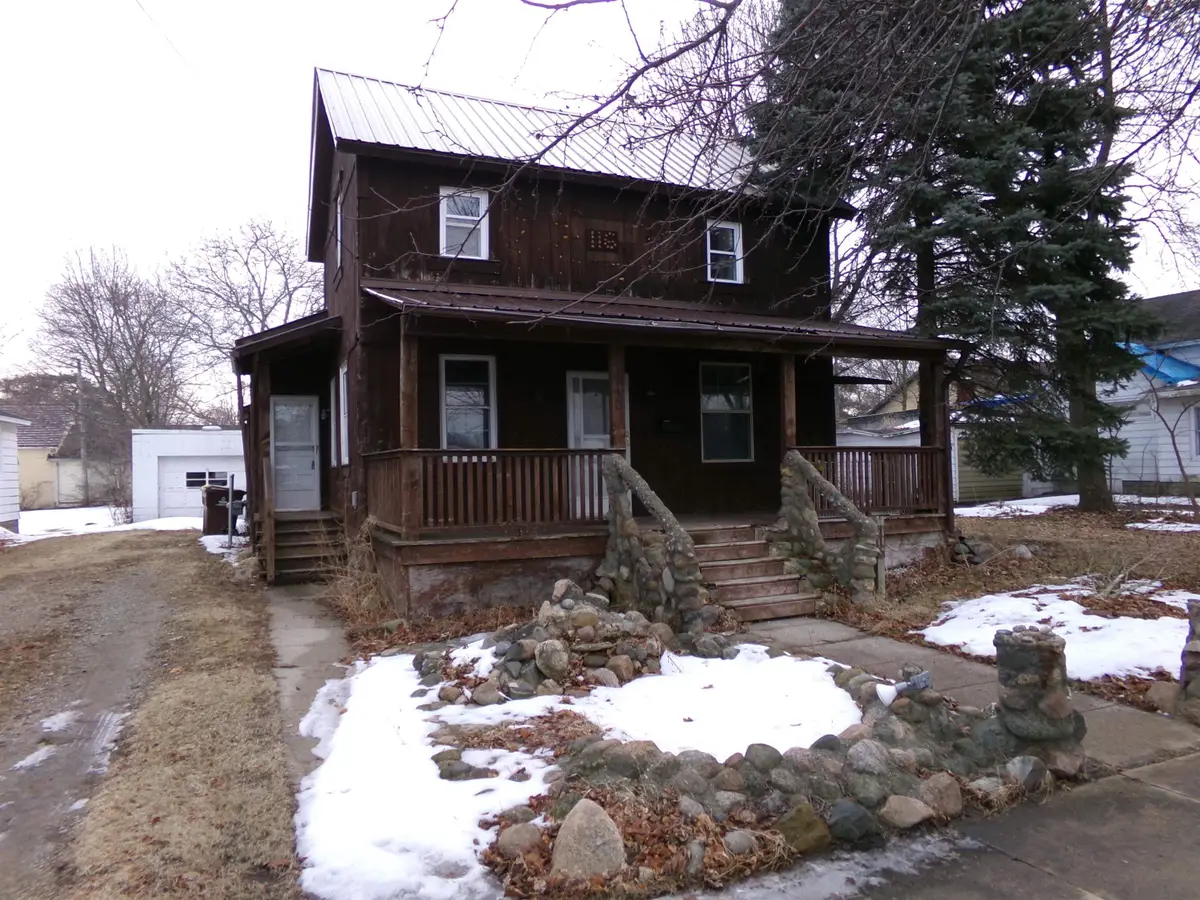 116 N Main, Saint Louis, MI 48880 - #1