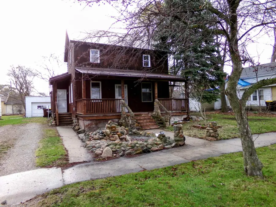 116 N Main, Saint Louis, MI 48880 - #2