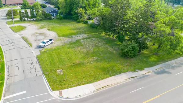 915 E Broomfield RD, MtPleasant, MI 48858