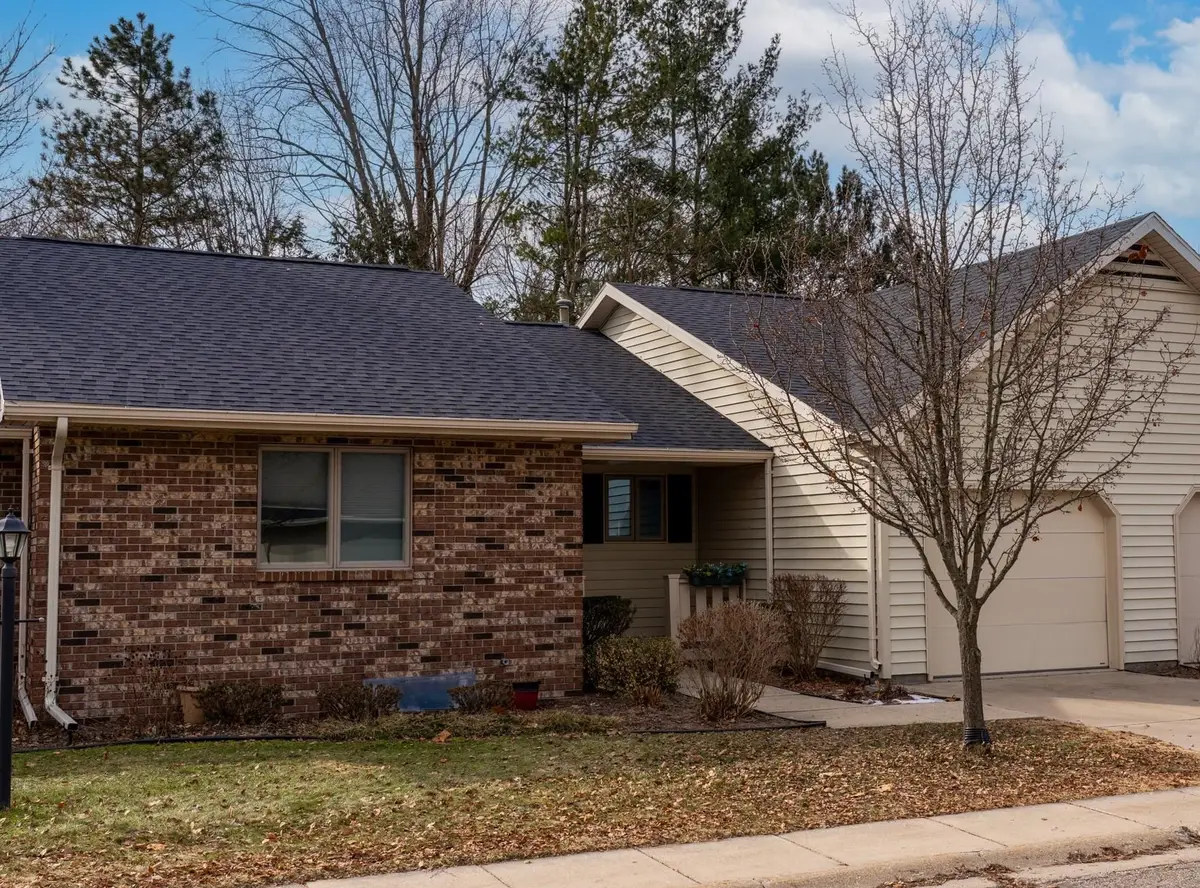 130 Peachwood LN, Mount Pleasant, MI 48858 - #1