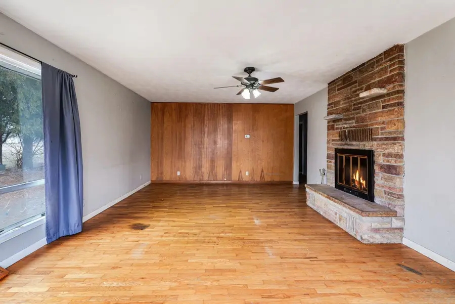 4820 W Lincoln RD, Alma, MI 48801 - #2