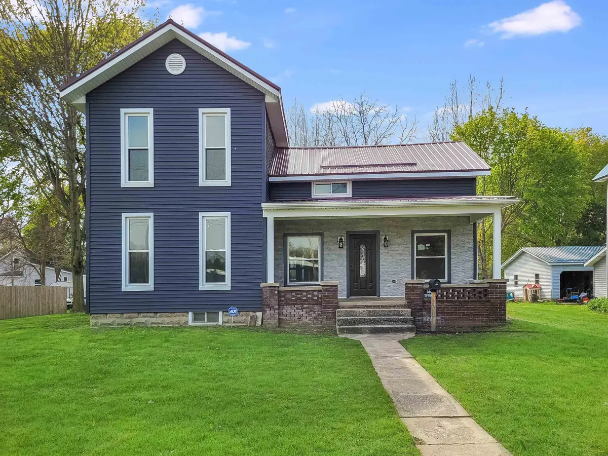 214 S Pine, Saint Louis, MI 48880 - #1