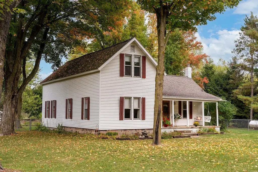 1227 E Washington, Farwell, MI 48622 - #1