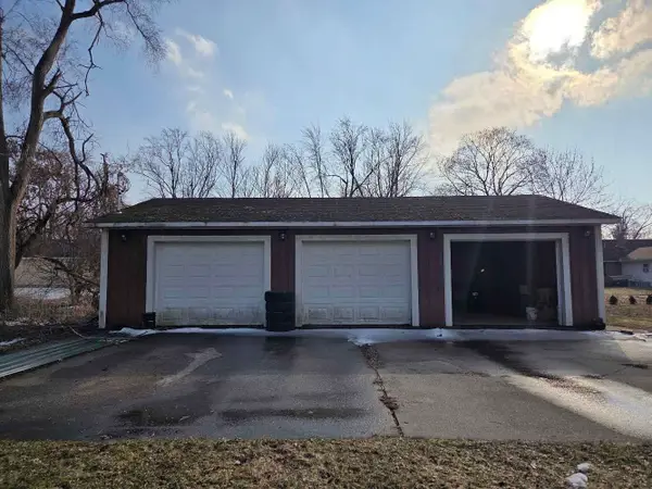 105 Jefferson, Coleman, MI 48618