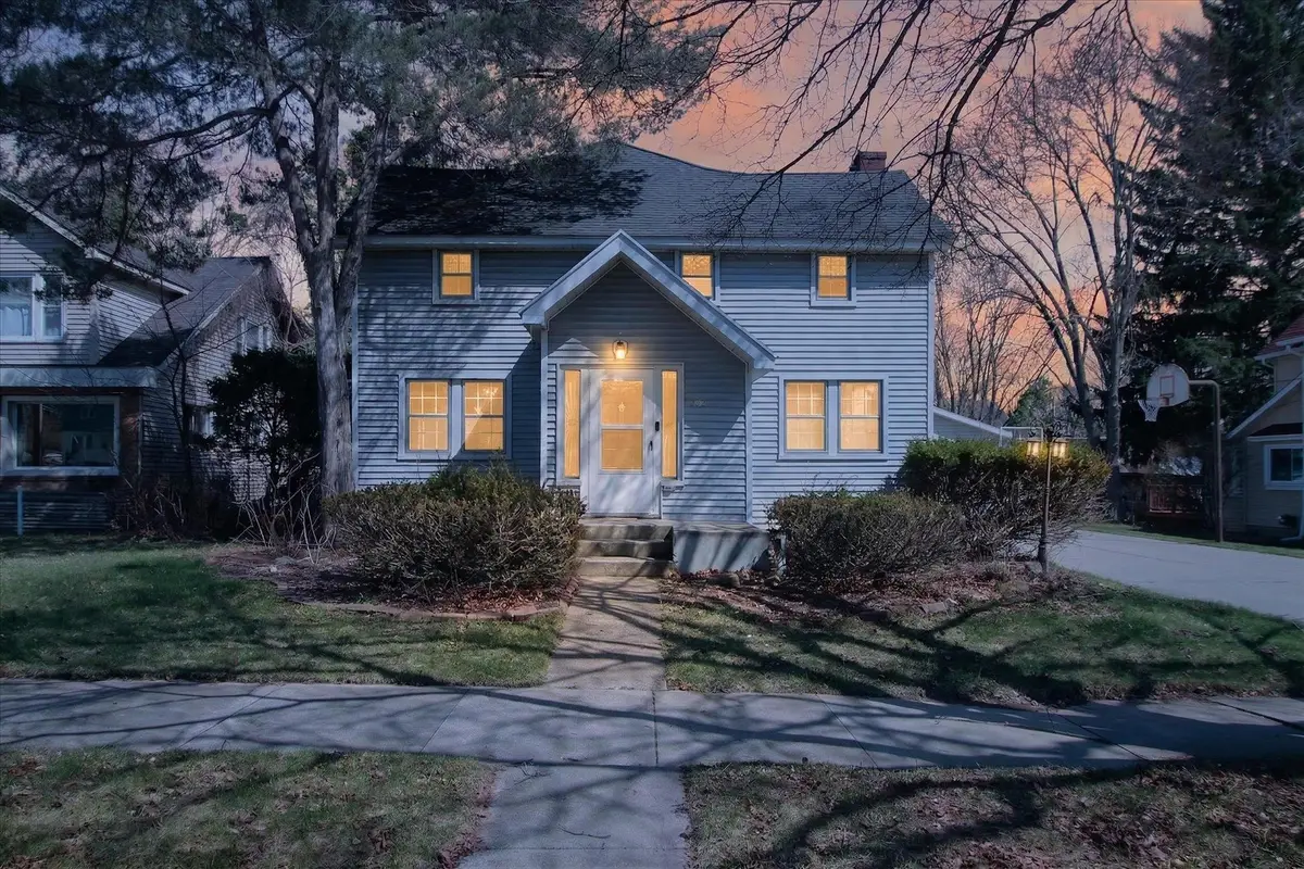 804 Woodworth, Alma, MI 48801 - #1