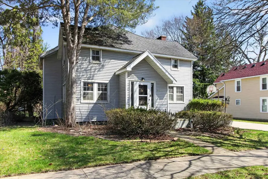 804 Woodworth, Alma, MI 48801 - #2