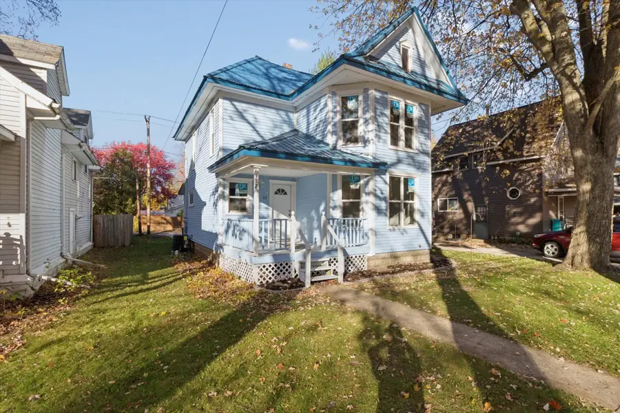 117 E Wright, Shepherd, MI 48883 - #3