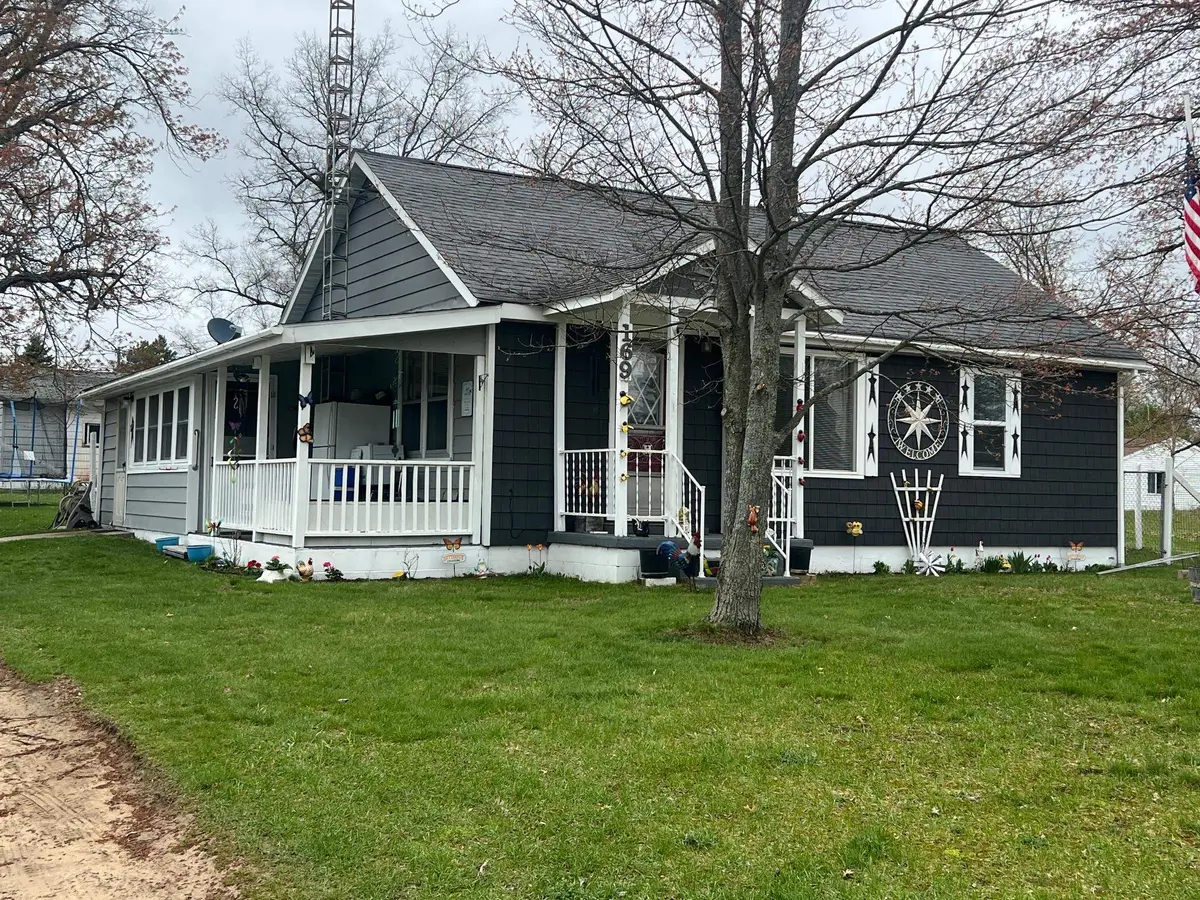 169 Ashley, Harrison, MI 48625 - #1