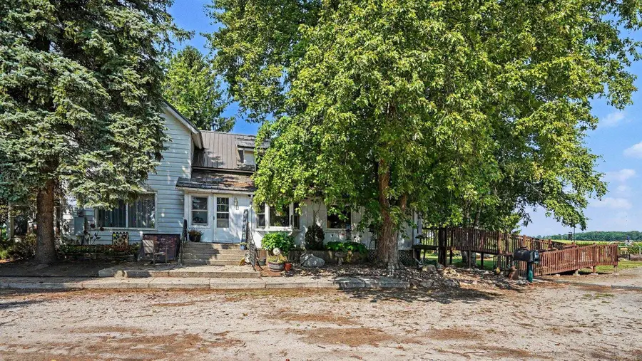 2298 W Hayes, Ithaca, MI 48847 - #2