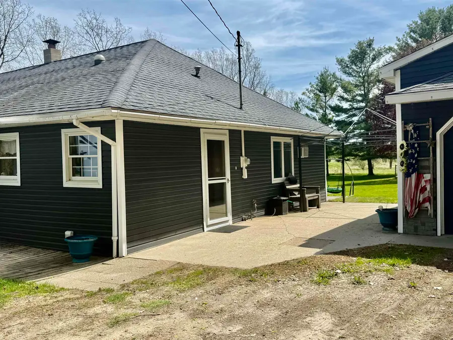 742 E Van Buren, Alma, MI 48801 - #2