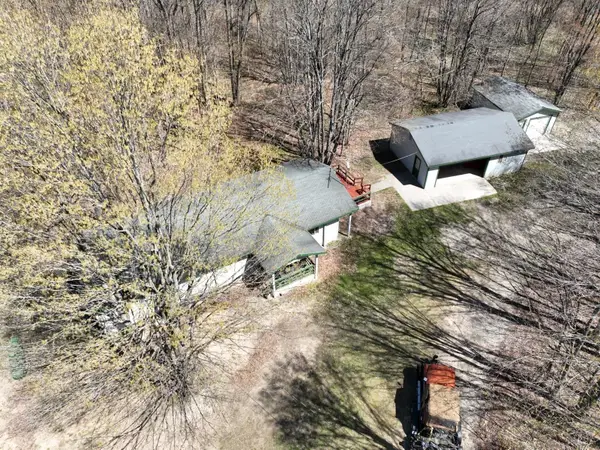 7931 NE Twin Lake, Mancelona, MI 49659