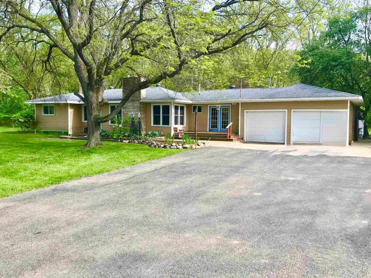 700 & 702 E Remus, Union, MI 48858 - #1