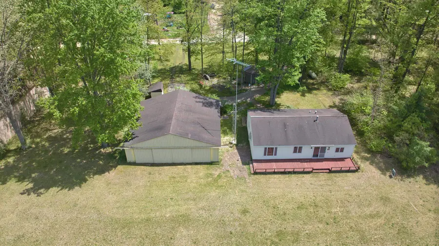7768 S Airpark RD, Weidman, MI 48893 - #2