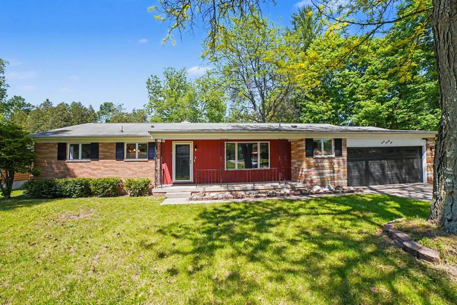 2071 E Ludington, Clare, MI 48617 - #2