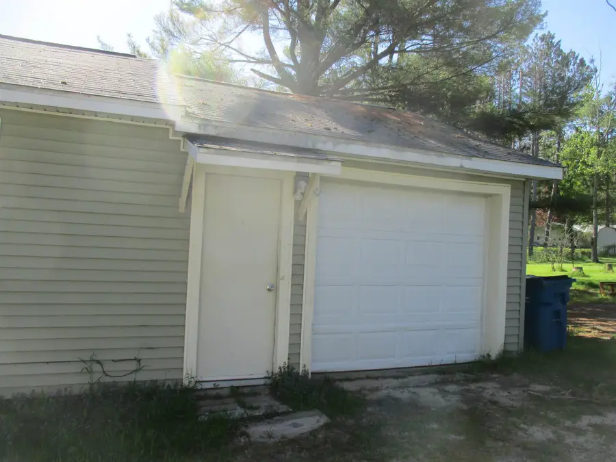 5431 W Houghton Lake, Houghton Lake, MI 48629 - #2