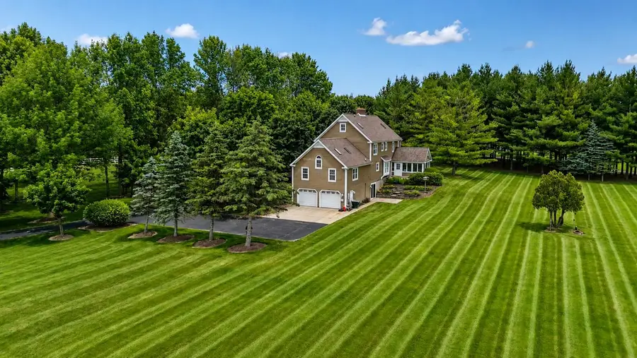 608 E Bluegrass, Union, MI 48858 - #2