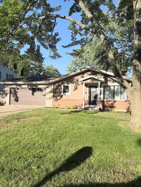 302 W Grand AVE, MtPleasant, MI 48858