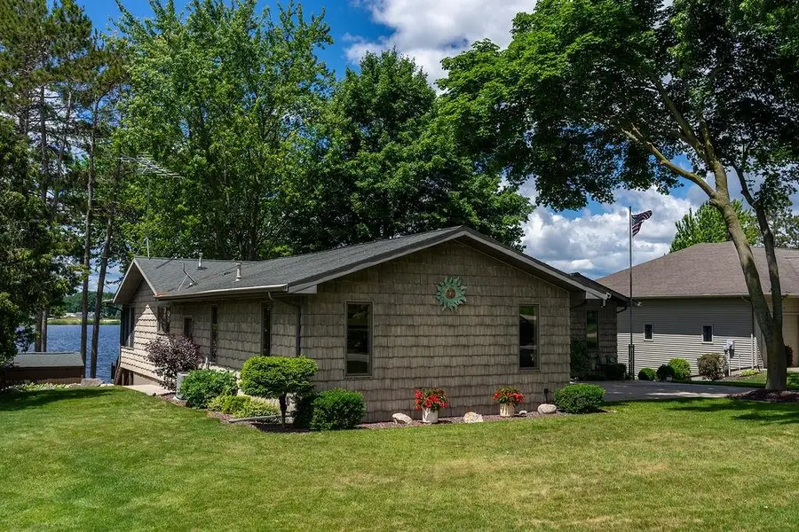 1056 Clubhouse DR, Lake Isabella, MI 48893 - #3